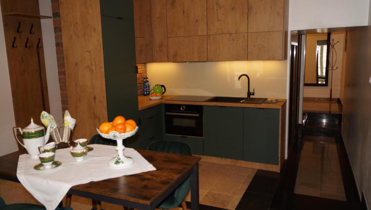 Apartamenty Pod Katedra Bielsko-Biała Buitenkant foto