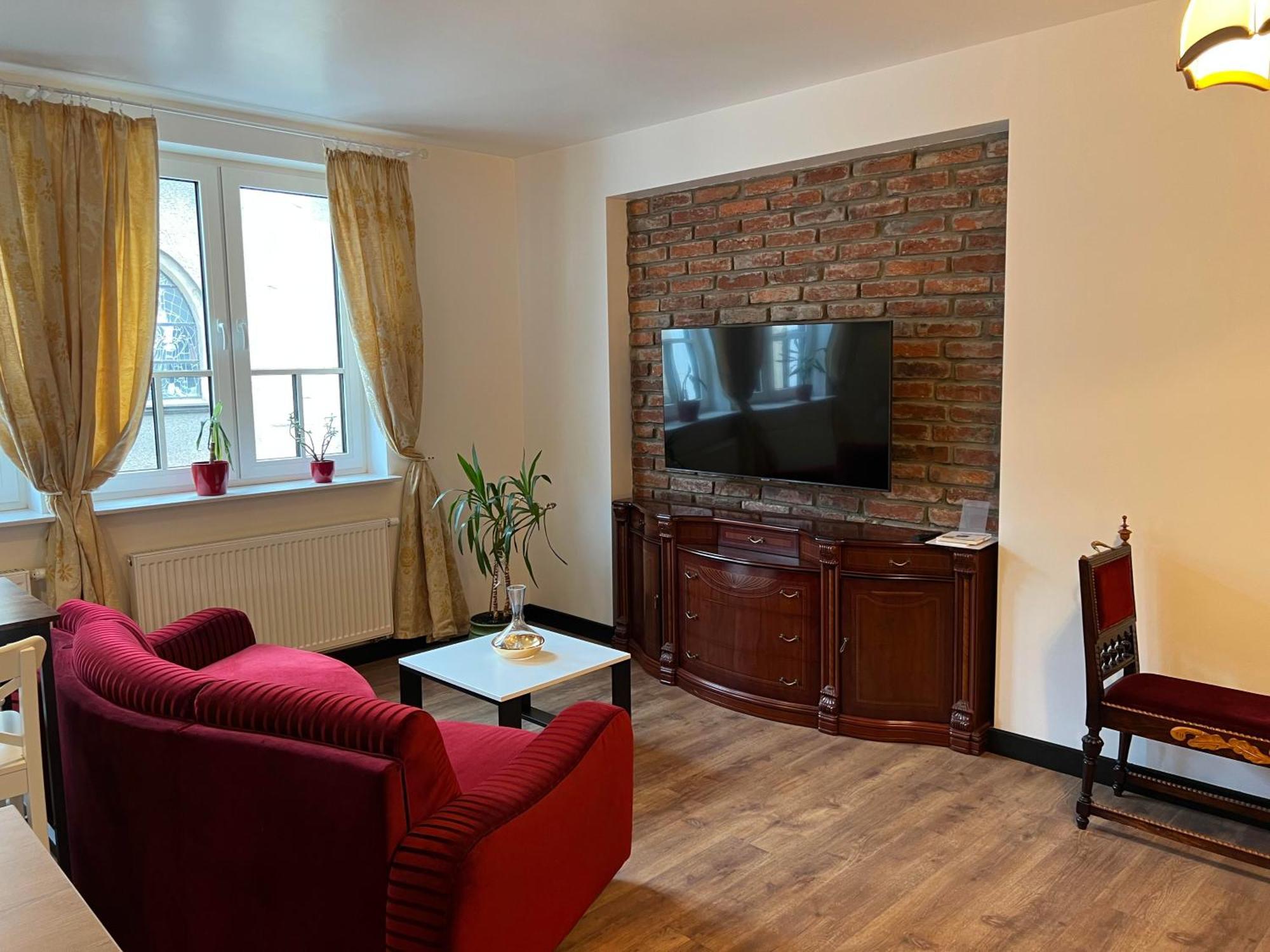 Apartamenty Pod Katedra Bielsko-Biała Buitenkant foto